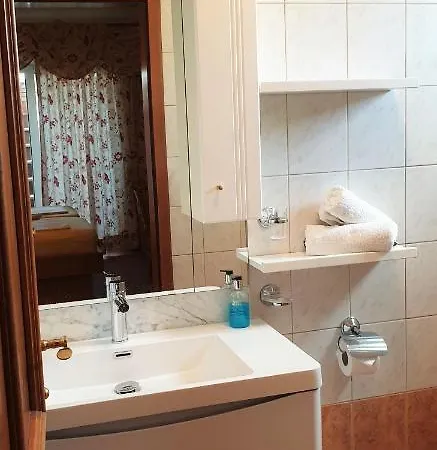 Ana Apartment